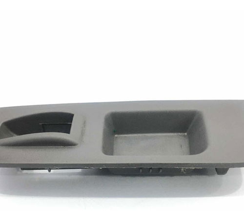 Moldura Botão Traseiro Dianteiro Direito Fiat Palio 2014