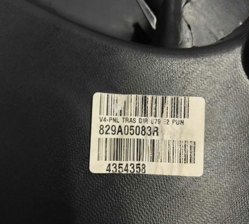 Forro Porta Traseira Direita Renault Duster Oroch 2018