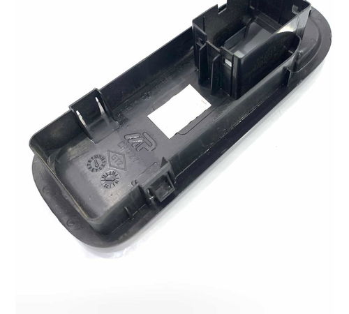 Moldura Botão Vidro Dianteiro Direito Renault Oroch 2018