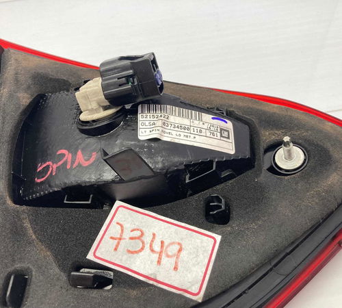 Lanterna Capô Traseiro Gm Spin 2020