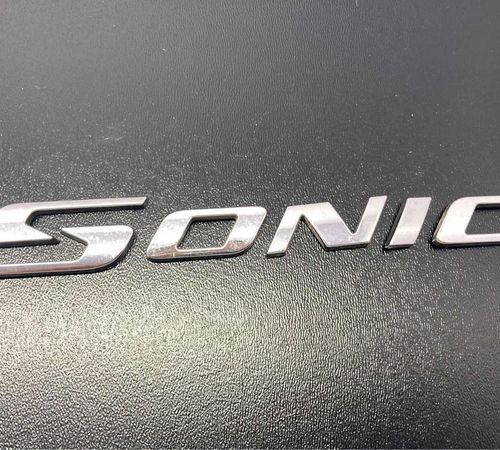 Emblema Sonic Capo Traseiro Gm Sonic 2012/2016