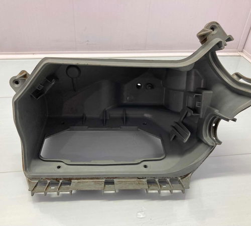 Suporte Caixa Fusível Tsfi 2.0 Audi A4 2010