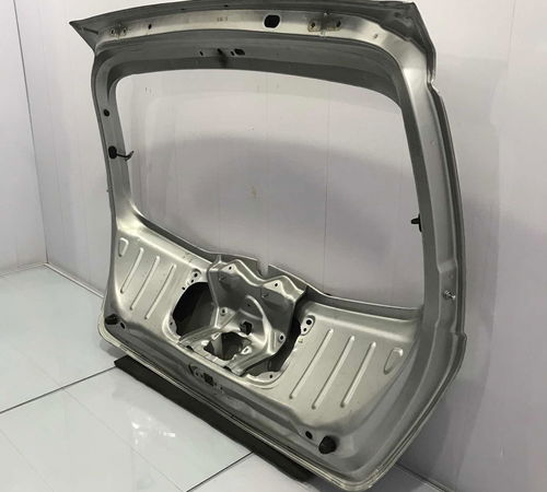 Capô Tampa Traseira Renault Sandero 2007/2014 Com Detalhes