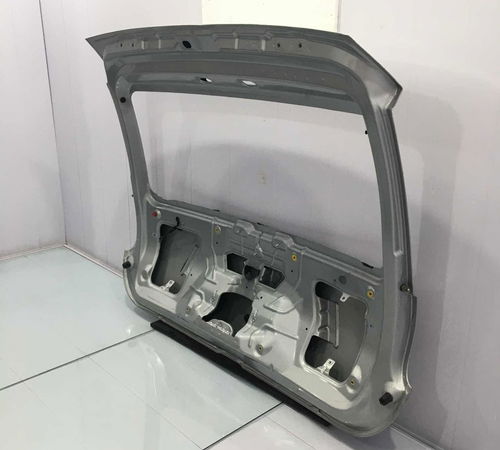 Capô Tampa Traseira Fiat Palio Attractive 2012/2020