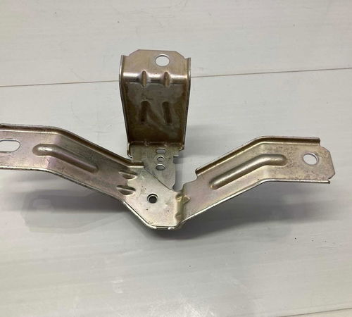 Suporte Miolo Fechadura Capô Traseiro Fiat Palio 2013