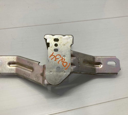 Suporte Miolo Fechadura Capô Traseiro Fiat Palio 2013