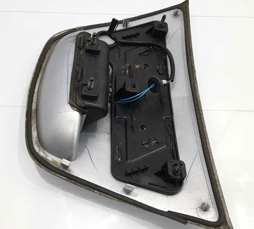 Moldura Acabamento Maçaneta Capô Traseiro Chevrolet Spin 15