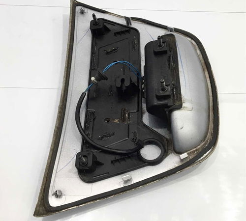 Moldura Acabamento Maçaneta Capô Traseiro Chevrolet Spin 15
