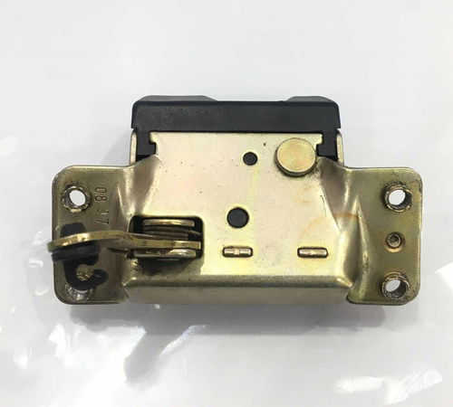 Fechadura Capô Traseiro Chevrolet Corsa Wagon 1999
