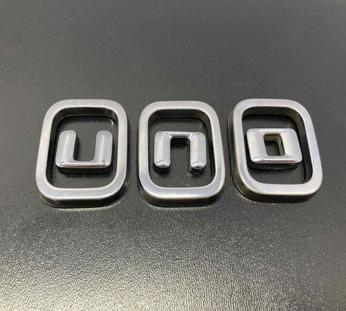 Emblema Uno Capô Traseiro Fiat Uno 2015
