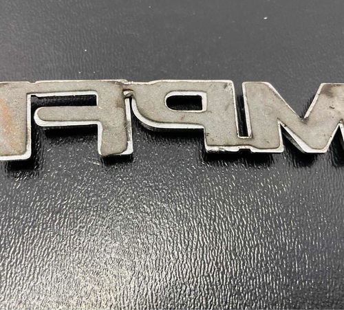 Emblema Mpfi Capô Traseiro Gm Corsa Wagon 1999