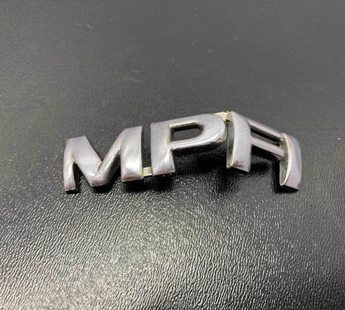 Emblema Mpfi Capô Traseiro Gm Corsa Wagon 1999