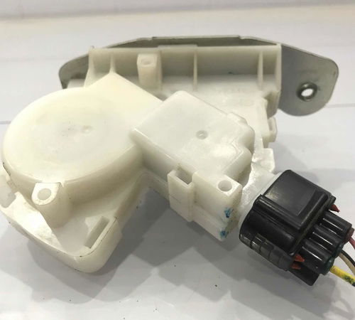 Fechadura Capô Traseiro Toyota Etios Hatch 2013/2021