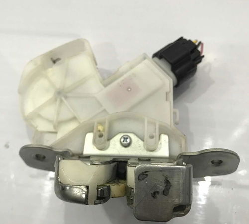 Fechadura Capô Traseiro Toyota Etios Hatch 2013/2021