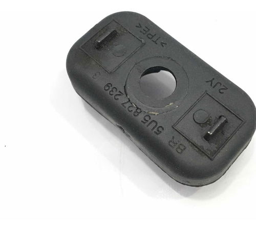 Batente Capô Traseira Volkswagen Voyage G6 2013/2016