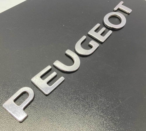 Emblema Peugeot Capô Traseiro Peugeot 307