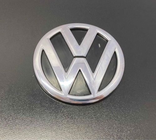 Emblema Volkswagen Capô Traseiro Volkswagen Fox 2013