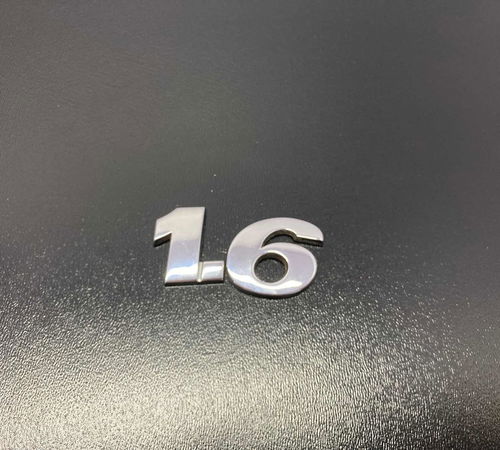 Emblema 1.6 Capô Traseiro Volkswagen G5/g6