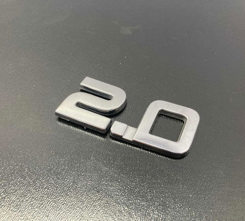 Emblema 2.0 Capô Traseiro Renault Duster 2016