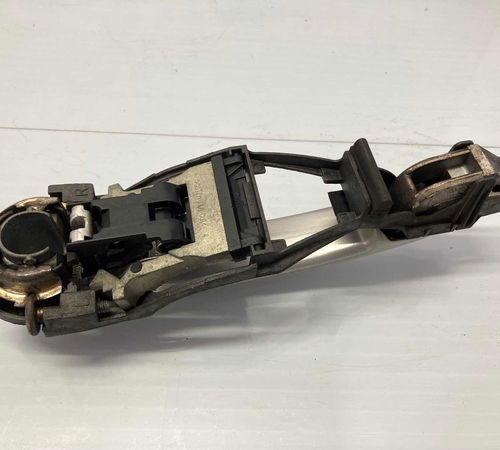 Maçaneta Externa Traseira Esquerda Volkswagen Golf 1999/2007