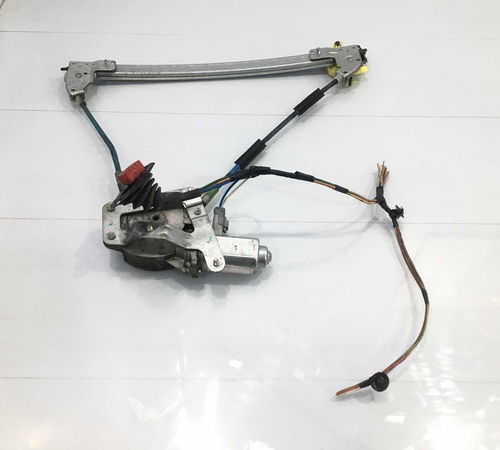 Máquina Vidro Traseira Esq Citröen Xsara Picasso 2005/2010