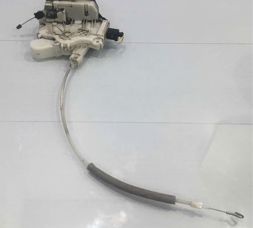 Fechadura Porta Traseira E. Volkswagen G5/g6/g7/g8 2009/2020