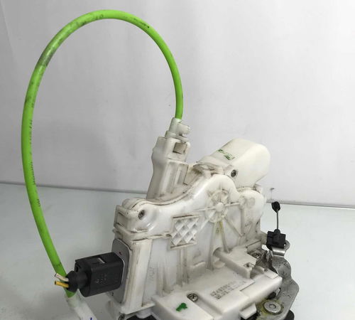 Fechadura Porta Traseira Esquerda Volkswagen Fox 2013