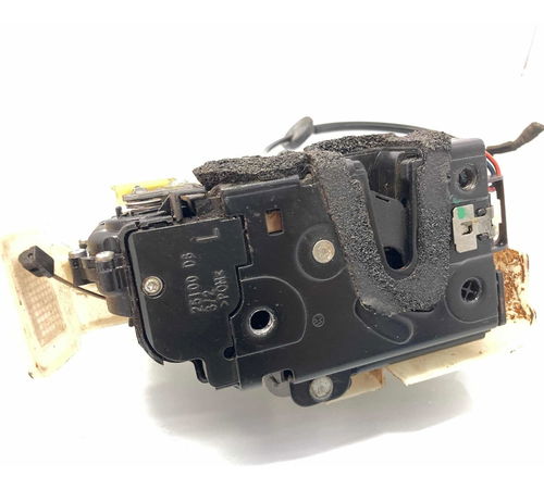 Fechadura Porta Traseira Esq Volkswagen Polo 2013