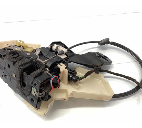 Fechadura Porta Traseira Esq Volkswagen Polo 2013