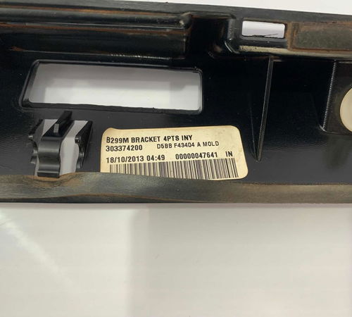 Suporte Luz De Placa Ford Fusion 2006/2009