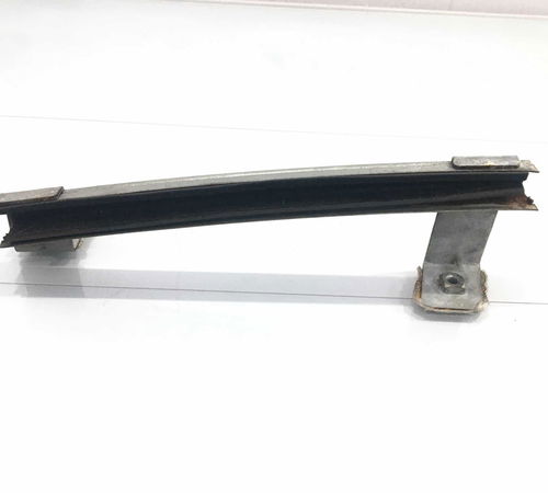 Guia Canaleta Vidro Porta T. E. Ford Fiesta Hatch 03/14