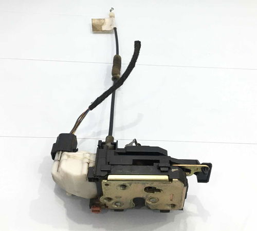 Fechadura Porta Traseira Esquerda Ford Fiesta Hatch 03/14