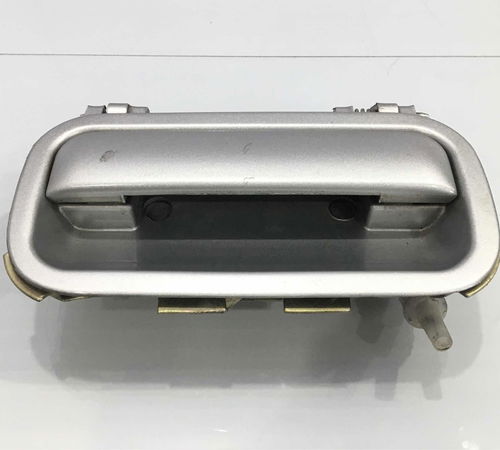 Maçaneta Externa Traseira E. Chevrolet Corsa 96/06 C/detalhe