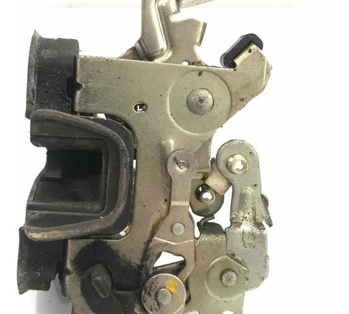 Fechadura Porta Traseira Esquerda Chevrolet Corsa 1996/2006