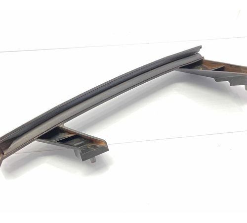 Guia Canaleta Vidro Porta Traseira Esq Gm Sonic 2012