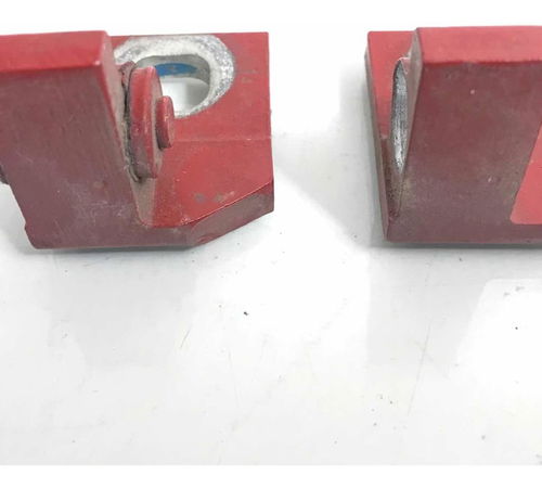 Batente Dobradiça Porta T.e Fiat Palio Attractive 2013/2018