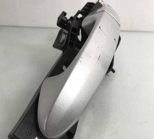 Maçaneta Externa Prata Porta T.e Ford New Fiesta 2011/2015