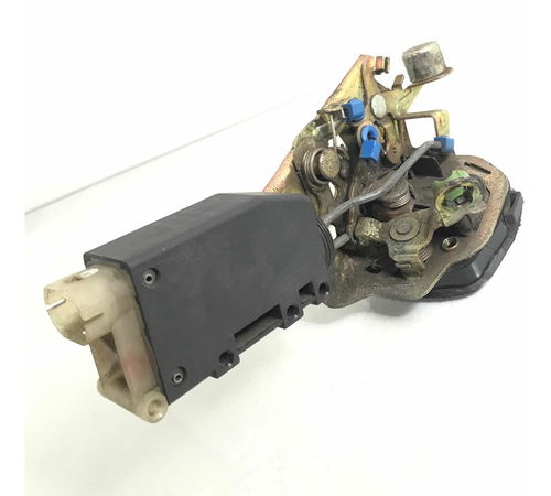 Fechadura Porta Traseira Esquerda Chevrolet Corsa 1996/2006