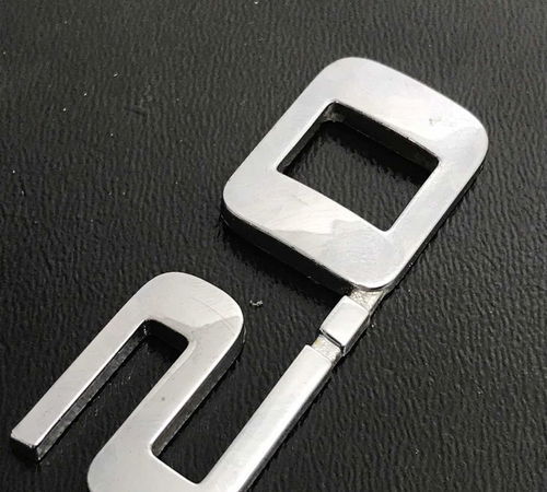 Emblema 2.0 Capô Traseiro Chevrolet Vectra 2007
