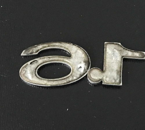 Emblema 1.6 Capô Traseiro Ford Fiesta 2004/2013