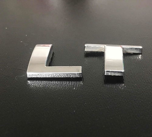 Emblema Lt Capô Traseiro Chevrolet Spin 2013/2017
