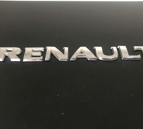 Emblema Renault Capô Traseiro Renault Megane 2008