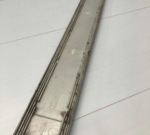 Friso Prata C/detalhe Porta Traseira Esq. Gm Spin 2013/2018