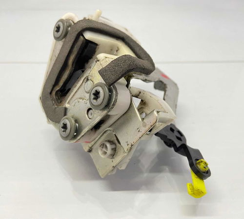 Fechadura Manual Traseira Esq Toyota Etios 2013/2021