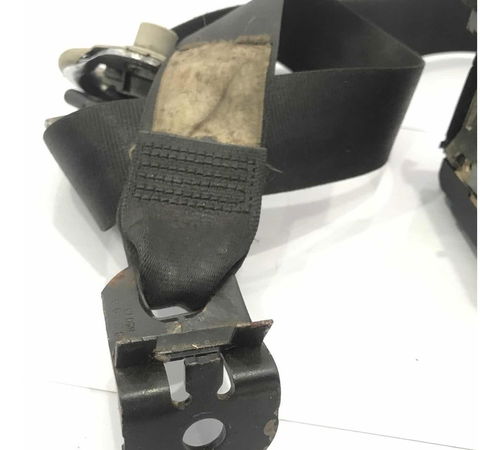 Cinto Segurança C/detalhe Dianteiro Esquerdo Vw Golf Sr 2002