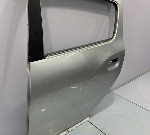 Porta Traseira Esquerda Renault Sandero 2015/2019