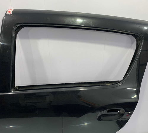 Porta Traseira Esquerda Renault Sandero 2015/2019
