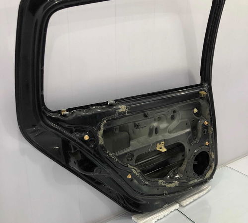 Porta Traseira Esquerda Renault Clio 2012/2016