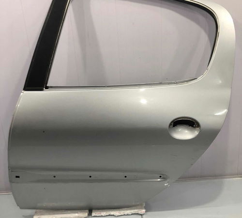 Porta Traseira Esquerda Peugeot 207 Hatc...