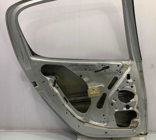 Porta Traseira Esquerda Peugeot 207 Hatch 2007/2015